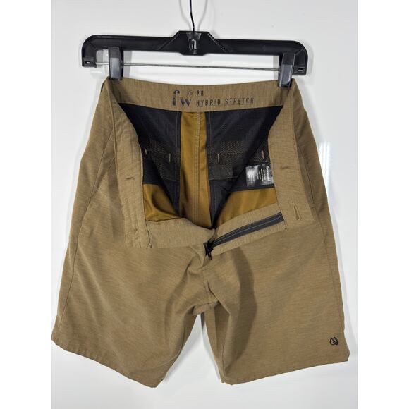 Free World Mens Chino Shorts Hybrid Soft Outdoor Casual Zipper Pockets Size 28 - Picture 5 of 7